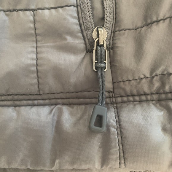 Patagonia Nano Puff Full Zip Silver(Gray) Vest Women's Size M Branded Logo - Picture 3 of 11
